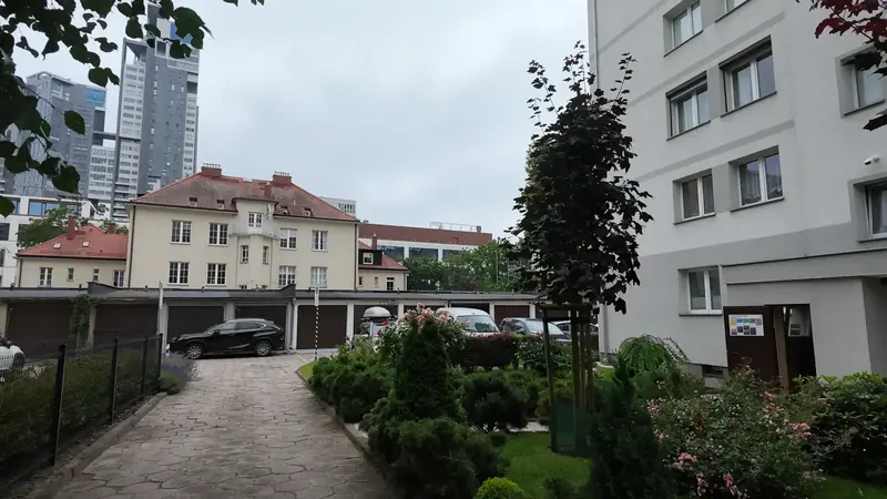Around the building — flat at 37 Żeromskiego St, Gdynia